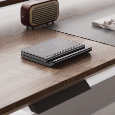 SwanScout 705S is a Three-Coil 3-in-1 Wireless Charger specially engineered to efficiently charge Samsung devices. It boasts the ability to charge multiple devices simultaneously while offering robust functionality. Additionally, its foldable and portable design enhances convenience for on-the-go usage.